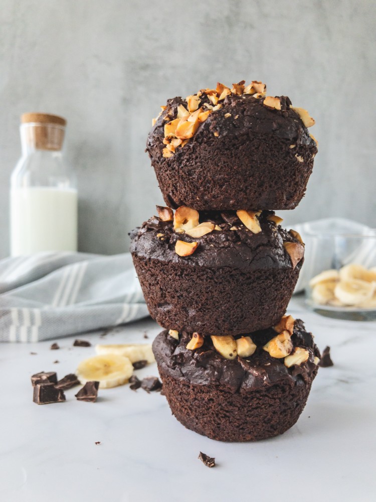 Healthy chocolate peanut butter muffins